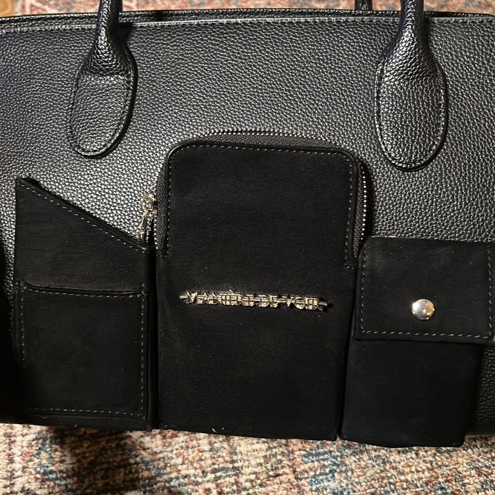 Black Leather Handbag with Pockets